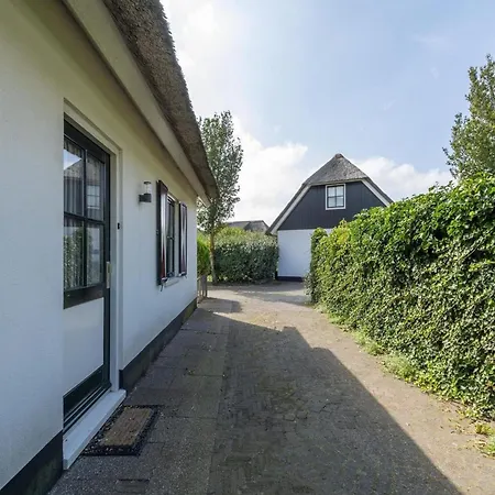 Lovely At The Buitenplaats Park Villa *